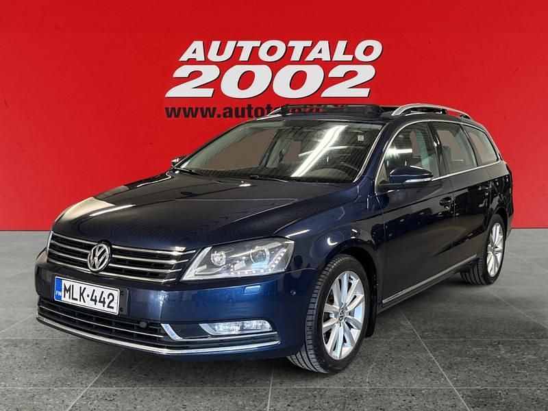 Käytetty VW Passat Highline 177 HP (130 kW) 2013 Sininen Farmari