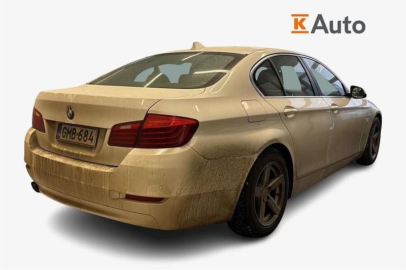 Käytetty BMW 518 Exclusive 150 HP (110 kW) 2016 Valkoinen Sedan