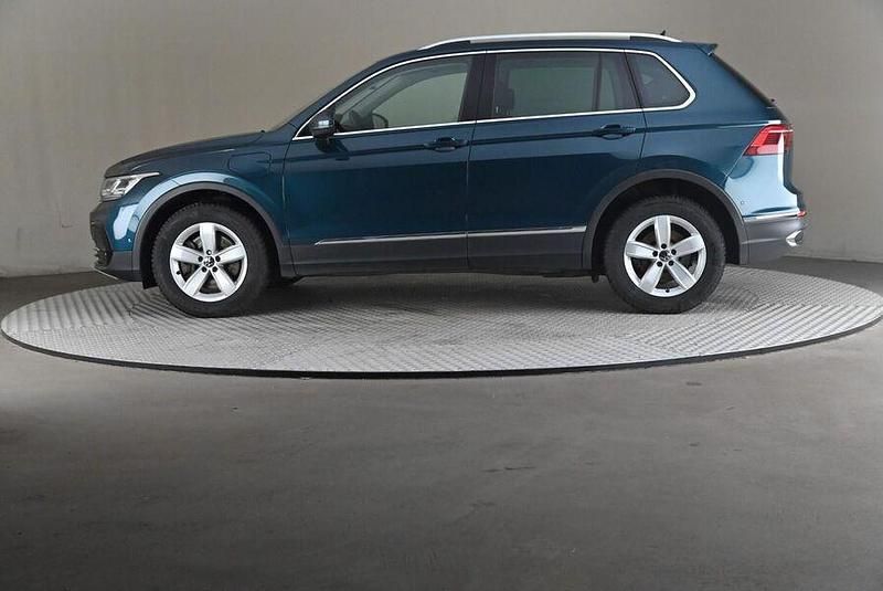 Käytetty VW Tiguan Business 245 HP (180 kW) 2022 Katumaasturi