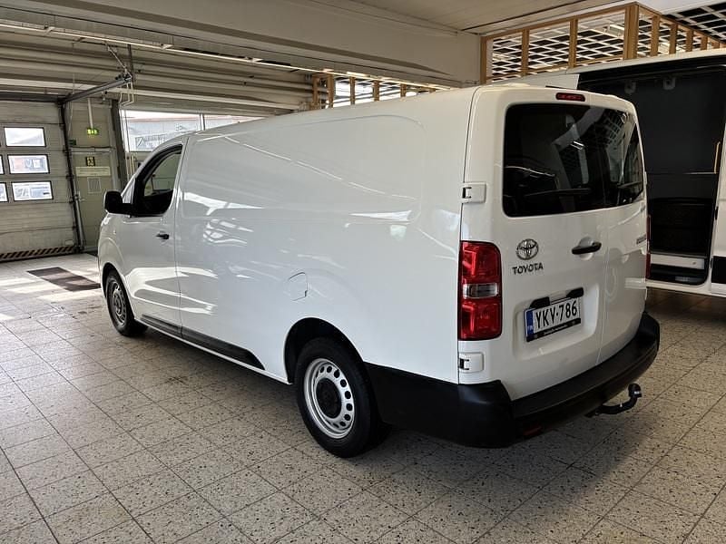 Käytetty Toyota Proace 144 HP (105 kW) 2022 Valkoinen Tila-auto