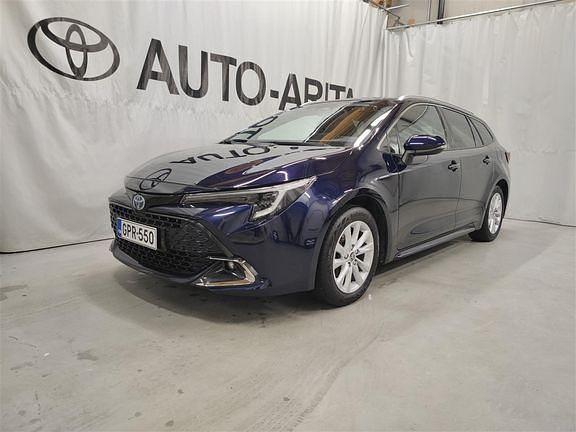 Sininen Käytetty 2023 Toyota Corolla Edition Farmari | 30 900 € (Hieman kallis) - Kuva 1/4