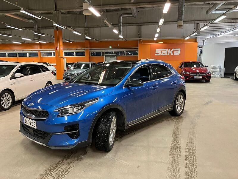 Käytetty Kia XCeed Premium 160 HP (117 kW) 2021 Katumaasturi