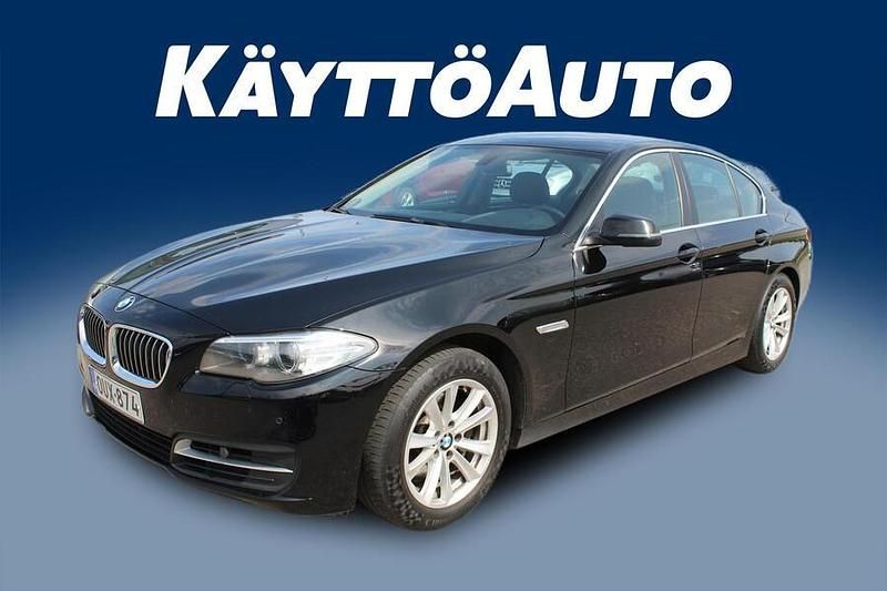 Käytetty BMW 520 Comfort Edition 190 HP (139 kW) 2015 Musta Sedan