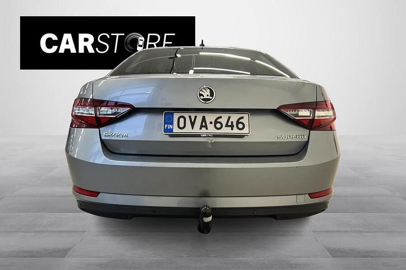 Käytetty Skoda Superb Elegance 150 HP (110 kW) 2017 Sedan