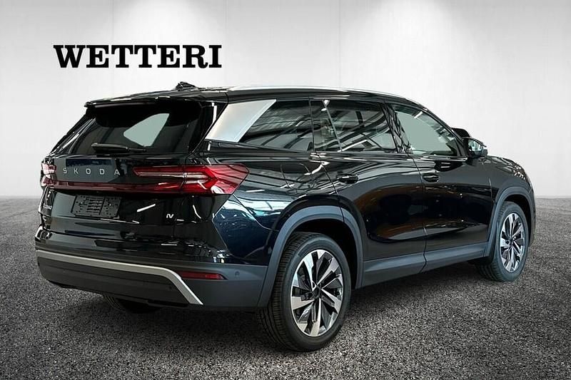 Uusi Skoda Kodiaq Style 204 HP (150 kW) 2025 Musta Katumaasturi