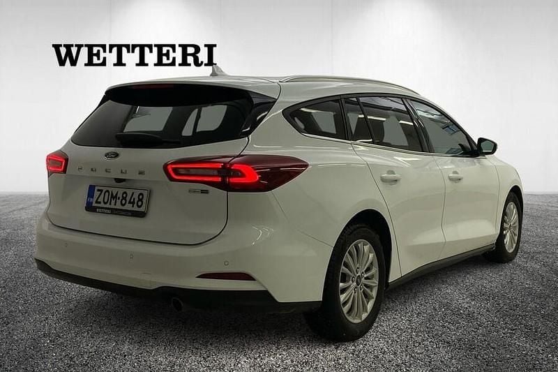 Käytetty Ford Focus Style 126 HP (92 kW) 2022 Valkoinen Farmari