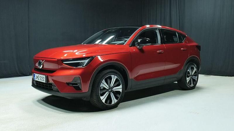 Käytetty Volvo C40 Plus 169 kW (231 HP) 2023 Punainen Katumaasturi