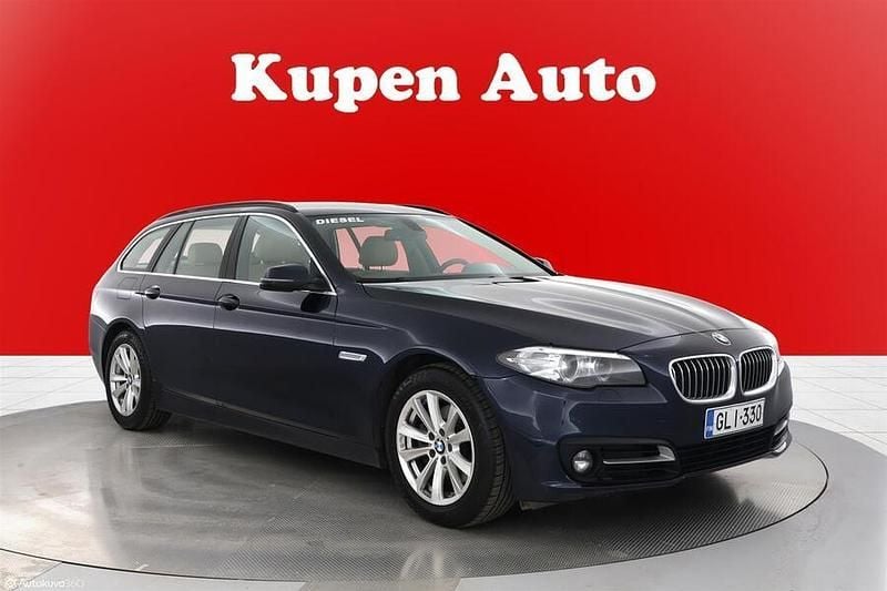 Käytetty BMW 520 Exclusive 184 HP (135 kW) 2014 Sininen Farmari