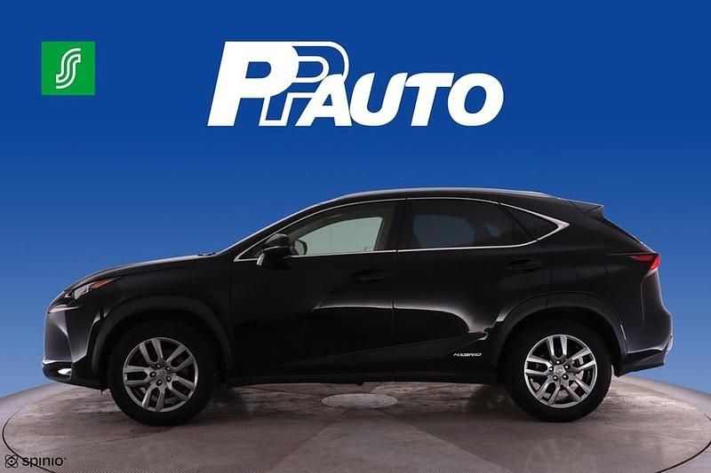 Käytetty Lexus NX300h Executive Line 155 HP (114 kW) 2015 Katumaasturi