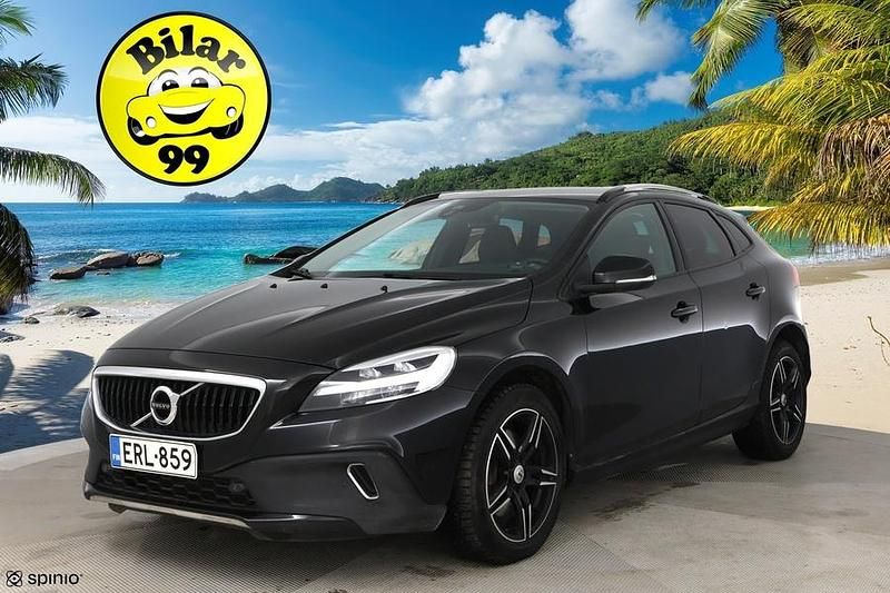 Käytetty 2018 Volvo V40 Plus Viistoperä | 20 890 € (Perustarjous) - Kuva 1/3