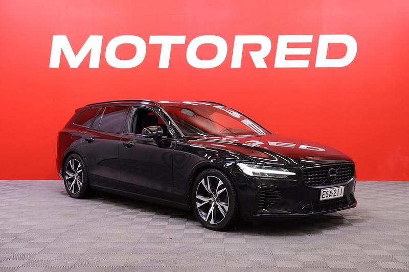 Käytetty 2019 Volvo V60 R-Design Farmari | 27 990 € (Perustarjous) - Kuva 1/3