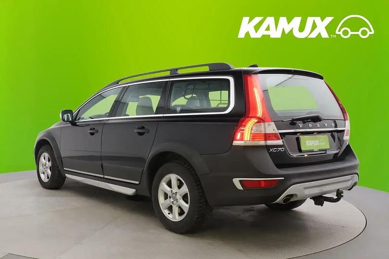 Käytetty Volvo XC70 Momentum 246 HP (180 kW) 2007 Musta Katumaasturi