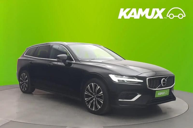 Musta Käytetty 2023 Volvo V60 Core Farmari | 28 670 € (Perustarjous) - Kuva 1/4
