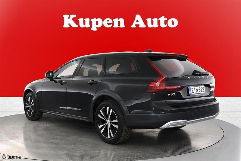 Käytetty Volvo V90 CC Business Edition 235 HP (172 kW) 2021 Farmari