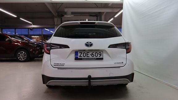 Käytetty Toyota Corolla 122 HP (89 kW) 2022 Valkoinen Farmari