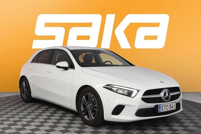 Käytetty 2020 Mercedes A180 Business Viistoperä | 22 900 € (Perustarjous) - Kuva 1/3