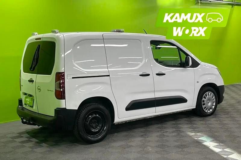 Käytetty Opel Combo Enjoy 102 HP (75 kW) 2019 Valkoinen Van
