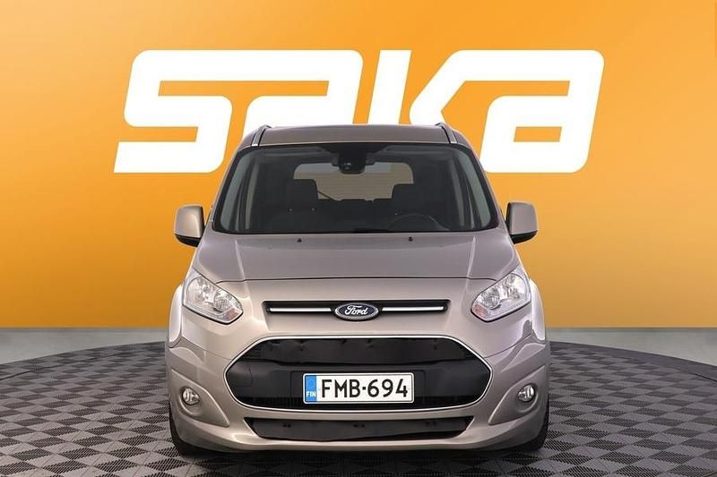 Käytetty Ford Tourneo Connect Titanium 120 HP (88 kW) 2016 Tila-auto