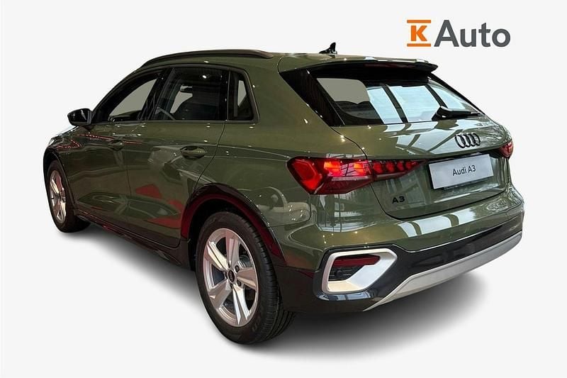 Uusi Audi A3 e-tron 201 HP (147 kW) 2026 Met. vihreä Viistoperä