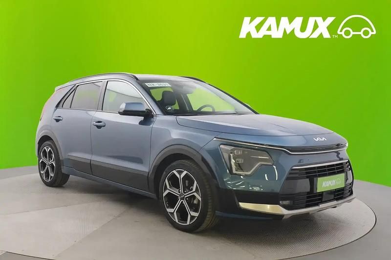 Sininen Käytetty 2023 Kia Niro Spirit Katumaasturi | 30 390 € (Kallis) - Kuva 1/4