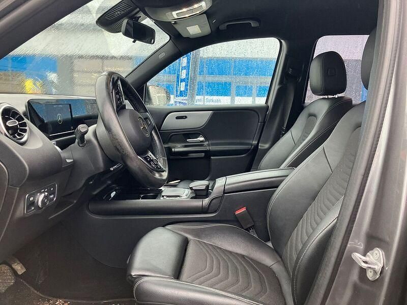 Käytetty Mercedes GLB200 Business 150 HP (110 kW) 2021 Katumaasturi