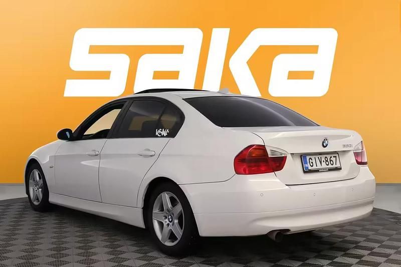 Käytetty BMW 320 170 HP (125 kW) 2008 Sedan