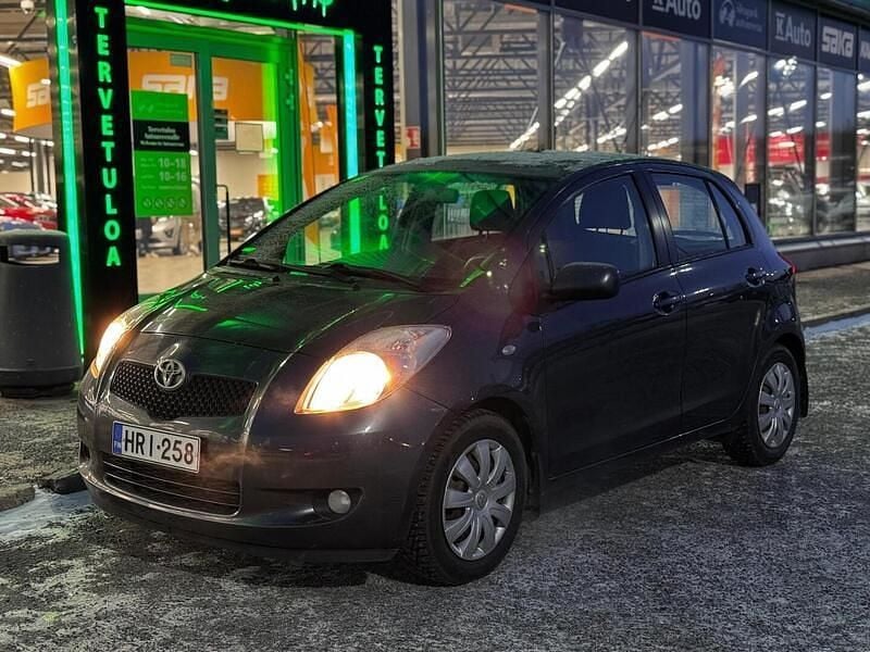 Käytetty 2008 Toyota Yaris Viistoperä | 7 990 € (Perustarjous) - Kuva 1/4
