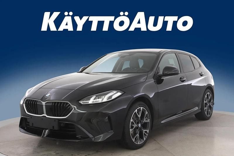 Uusi BMW 120 M Sport 170 HP (125 kW) 2026 Saphir schwarz Viistoperä