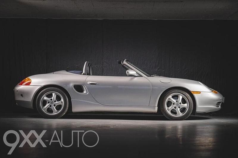 Käytetty Porsche Boxster 204 HP (150 kW) 1998 Avoauto
