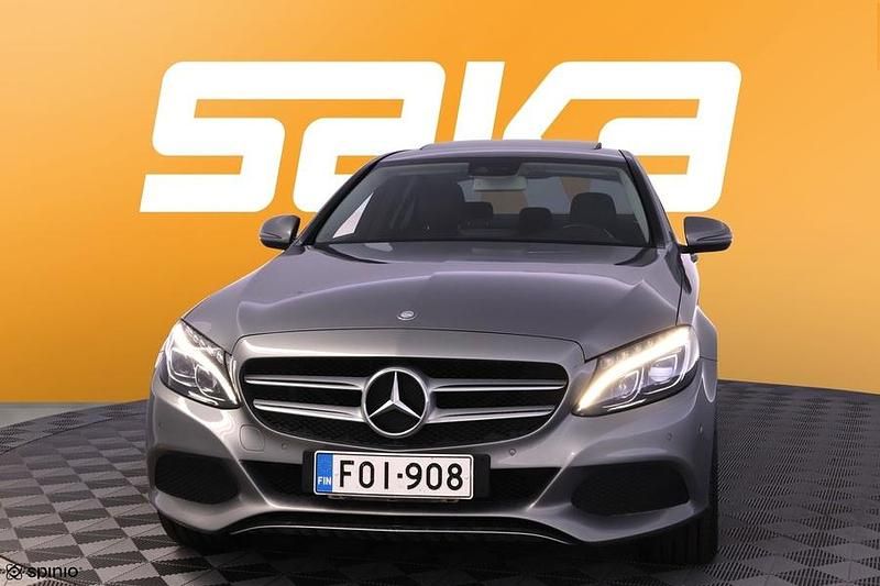 Käytetty Mercedes C250 Business 204 HP (150 kW) 2016 Sedan