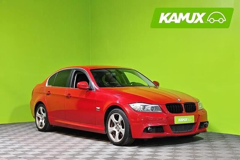 Punainen Käytetty 2009 BMW 330 Sedan | 10 790 € - Kuva 1/4