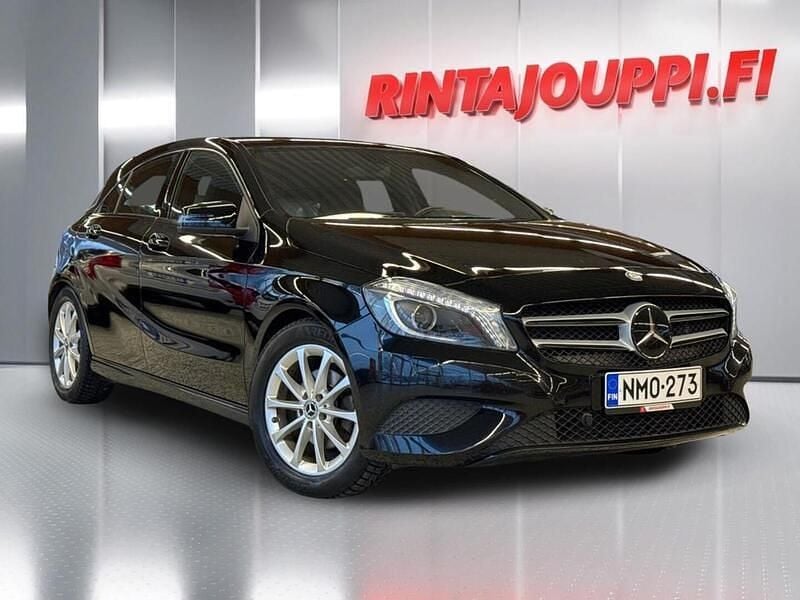 Musta Käytetty 2015 Mercedes A180 Viistoperä | 10 600 € (Hyvä tarjous) - Kuva 1/3