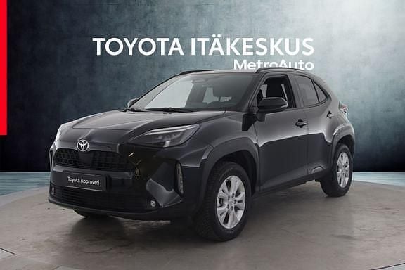 Musta Käytetty 2024 Toyota Yaris Cross Katumaasturi | 29 990 € (Hyvä tarjous) - Kuva 1/4