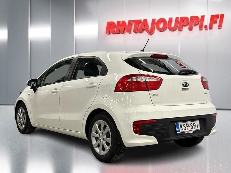 Käytetty Kia Rio LX 84 HP (61 kW) 2017 Valkoinen Viistoperä