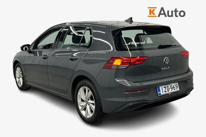 Käytetty VW Golf VIII 110 HP (80 kW) 2021 Harmaa Viistoperä