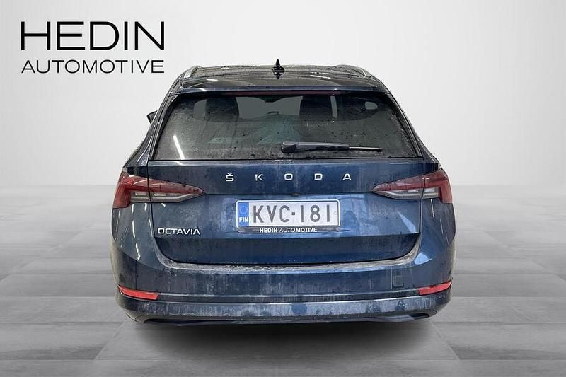Käytetty Skoda Octavia G-TEC Style 131 HP (96 kW) 2023 Sininen Farmari
