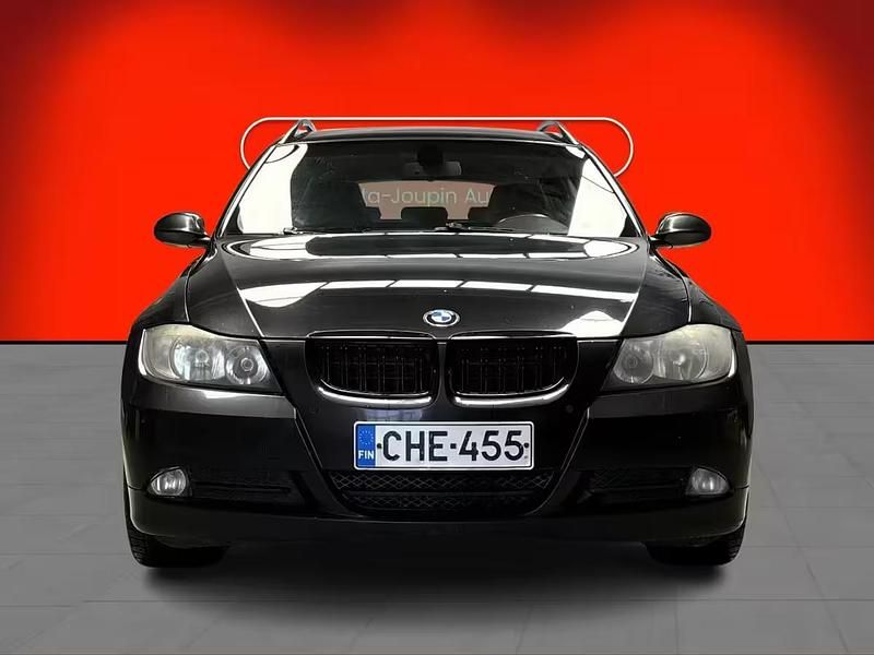 Käytetty BMW 318 143 HP (105 kW) 2008 Farmari