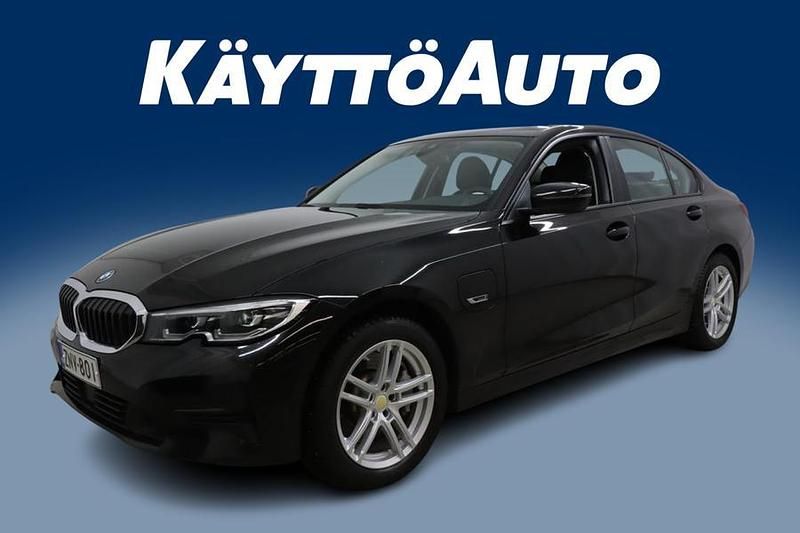 Käytetty BMW 330e Comfort Edition 292 HP (214 kW) 2022 Musta Sedan