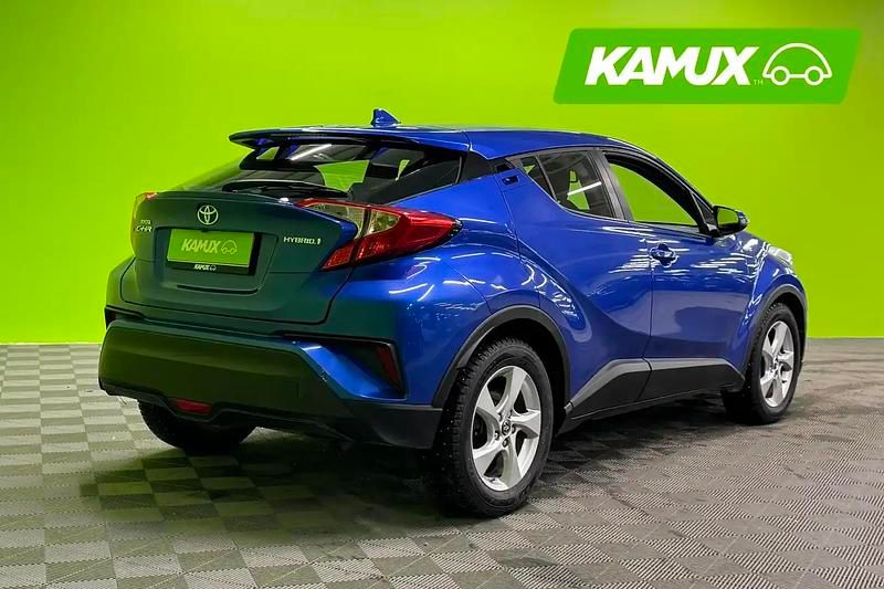 Käytetty Toyota C-HR Business Edition 98 HP (72 kW) 2017 Sininen Katumaasturi