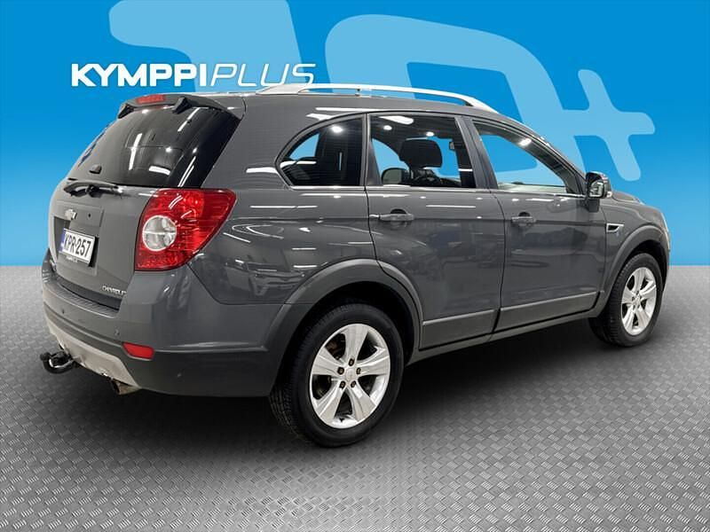 Käytetty Chevrolet Captiva LT 184 HP (135 kW) 2011 Harmaa Katumaasturi