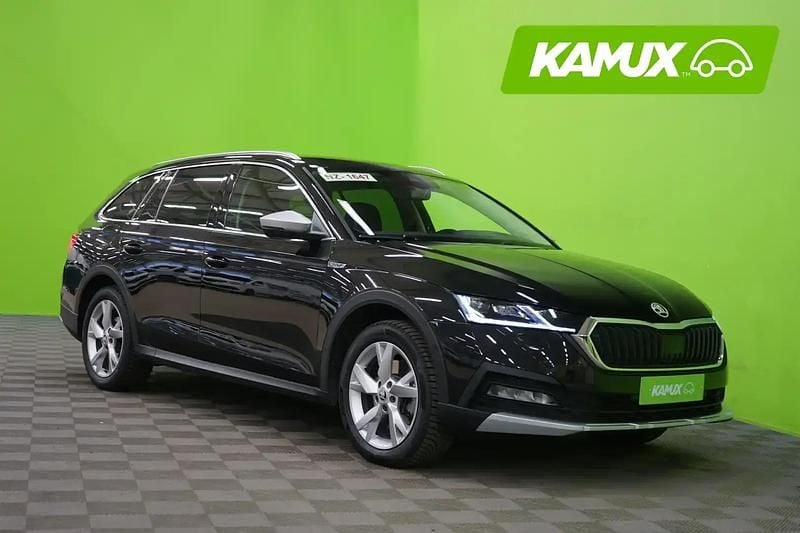 Käytetty Skoda Octavia 150 HP (110 kW) 2022 Musta Farmari