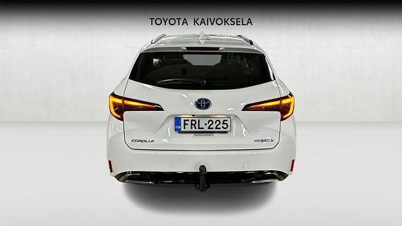 Käytetty Toyota Corolla Active 138 HP (101 kW) 2023 Valkoinen Farmari