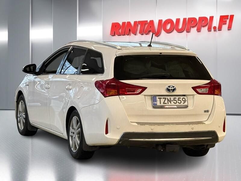 Käytetty Toyota Auris Touring Sports Premium 99 HP (72 kW) 2015 Farmari