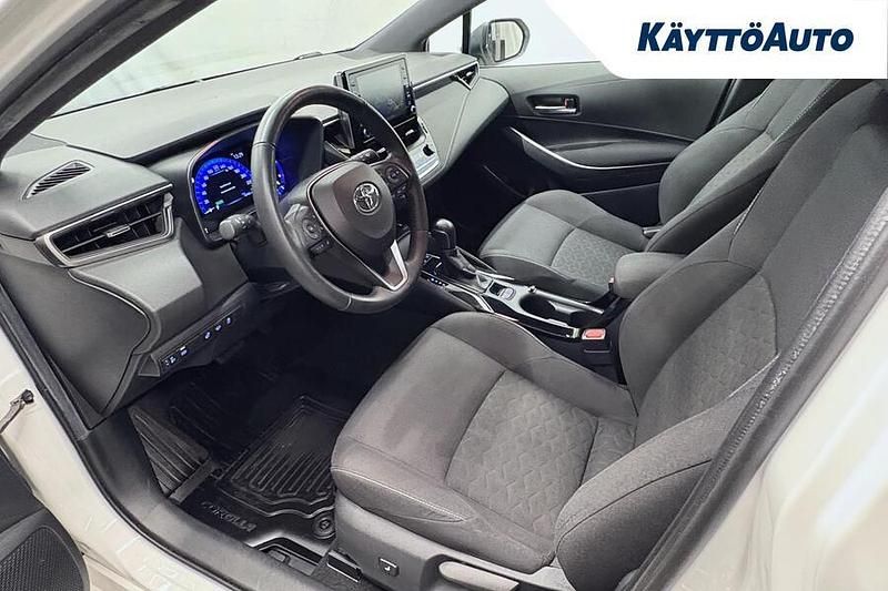 Käytetty Toyota Corolla Active 207 HP (152 kW) 2019 Valkoinen Viistoperä