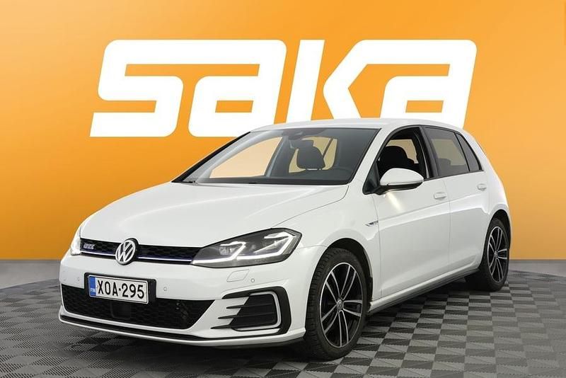 Käytetty VW Golf VII GTE 204 HP (150 kW) 2018 Viistoperä
