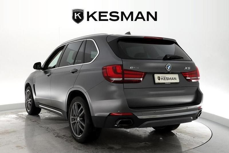 Käytetty BMW X5 245 HP (180 kW) 2015 Katumaasturi
