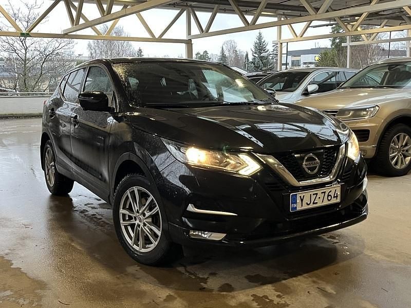 Käytetty 2018 Nissan Qashqai 360º Katumaasturi | 17 990 € (Hieman kallis) - Kuva 1/4