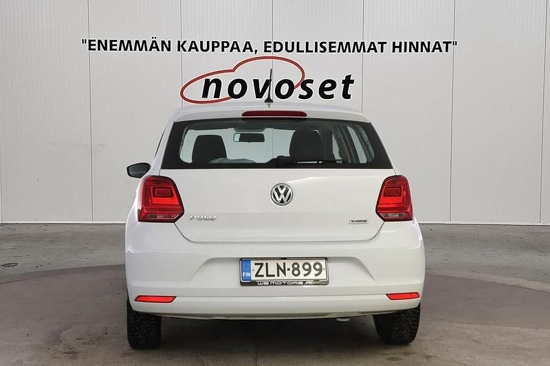 Käytetty VW Polo Trendline 75 HP (55 kW) 2017 Valkoinen Viistoperä