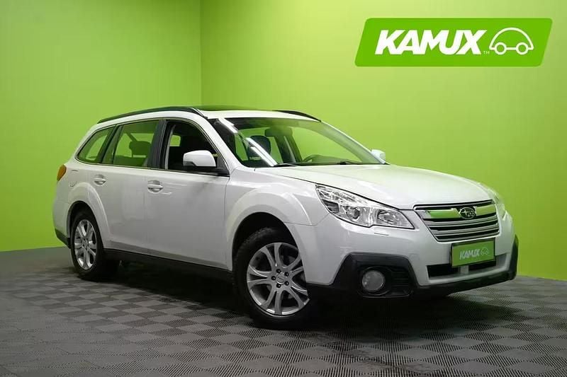 Valkoinen Käytetty 2015 Subaru Outback Farmari | 10 490 € (Supertarjous) - Kuva 1/4