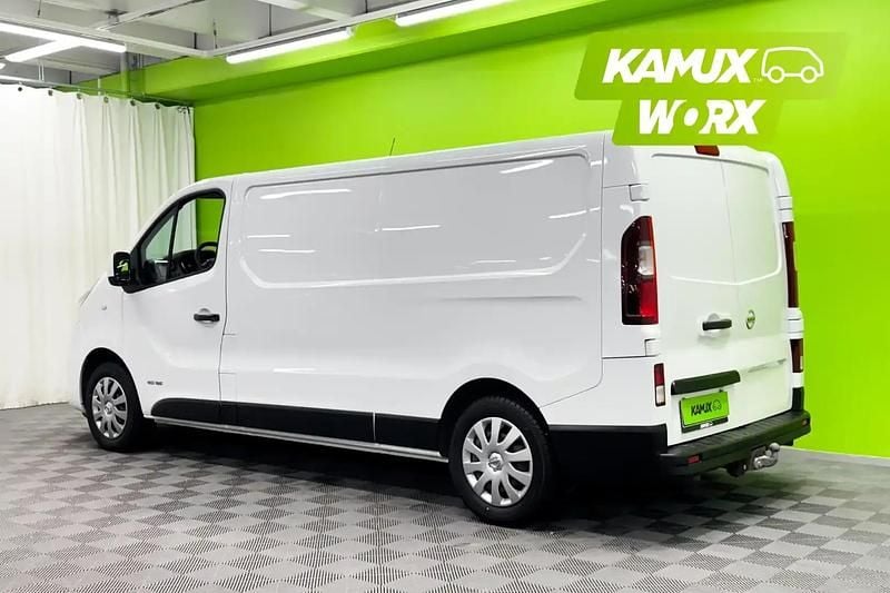 Käytetty Nissan NV300 Comfort 170 HP (125 kW) 2017 Valkoinen Van